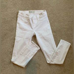 White Abercrombie kids skinny jeans